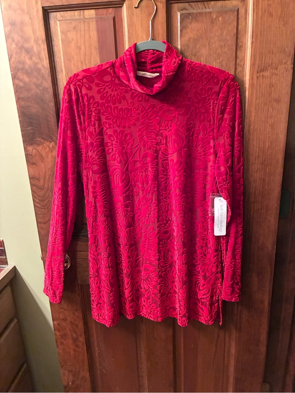Soft Surroundings, NEW WITH TAGS, RED DALHIA Velvet floral turtleneck tunic top.
